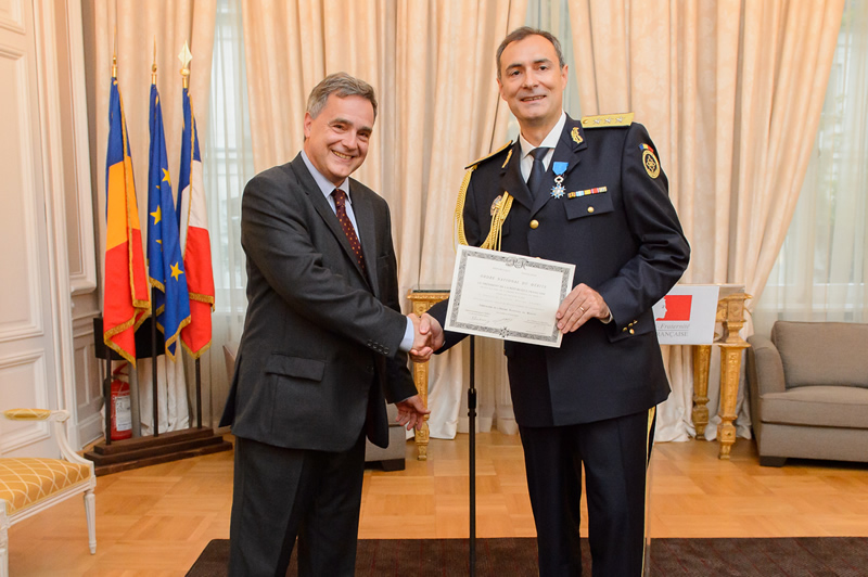 561d35faee69074b c574e