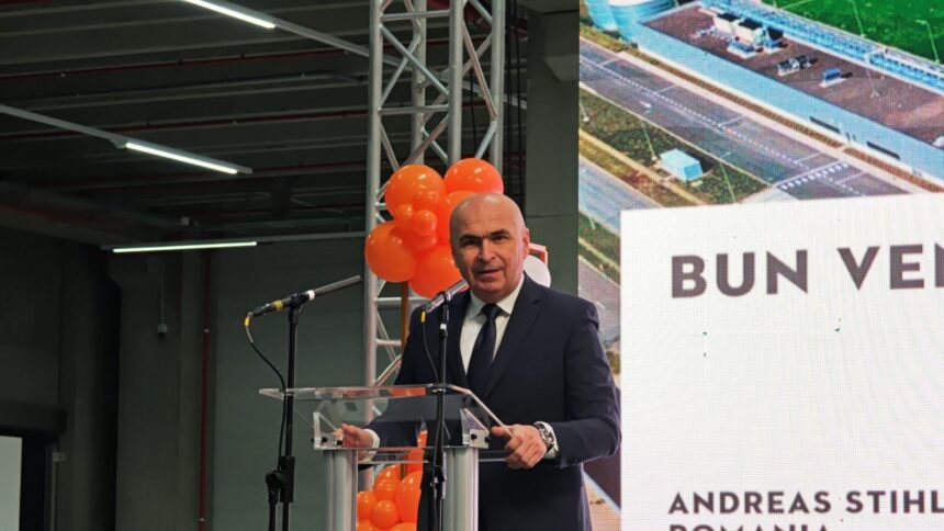 bolojan pozeaza in premierul care aduce investitii discurs optimist la inaugurarea fabricii stihl de la oradea 68ef9d24ed7d8 2
