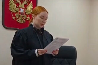 cat costa sa canti melodii in limba ucraineana in propria casa cand esti in rusia 68e62f62101a8