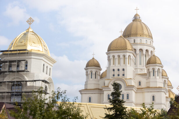 catedrala mantuirii neamului doua decenii de constructie credinta si controverse 68fccf1d8c668