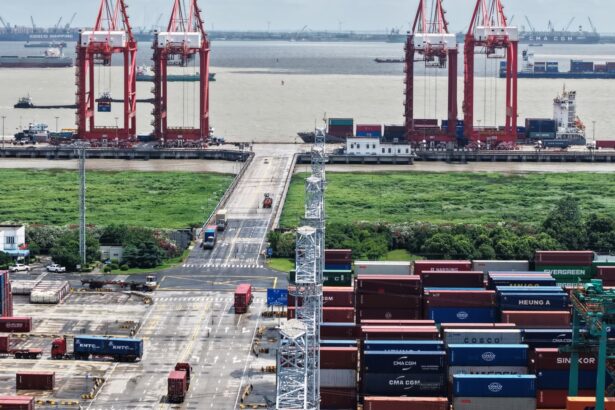 china retaliates against u s port fees with new charges on american ships 68e8e30e66130
