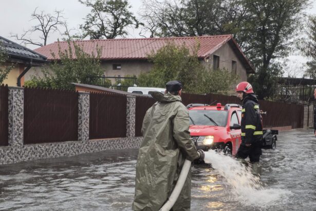 ciclonul barbara fenomenele hidrometeorologice au afectat 86 de localitati din 22 de judete si bucuresti 68e6923622b18