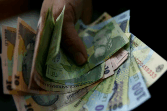 cristian socol blocarea cresterii salariului minim inseamna intrarea in saracie a 838 429 lucratori romani nicio tara din ue nu ingheata salariul minim in 2026 exclusiv 68f48d1a78722