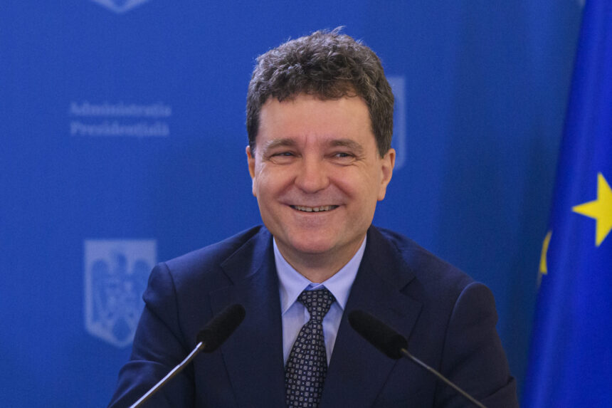 cu cine merge nicusor dan la reuniunea consiliului european de la bruxelles imagini din avion 68f8d2eddc810