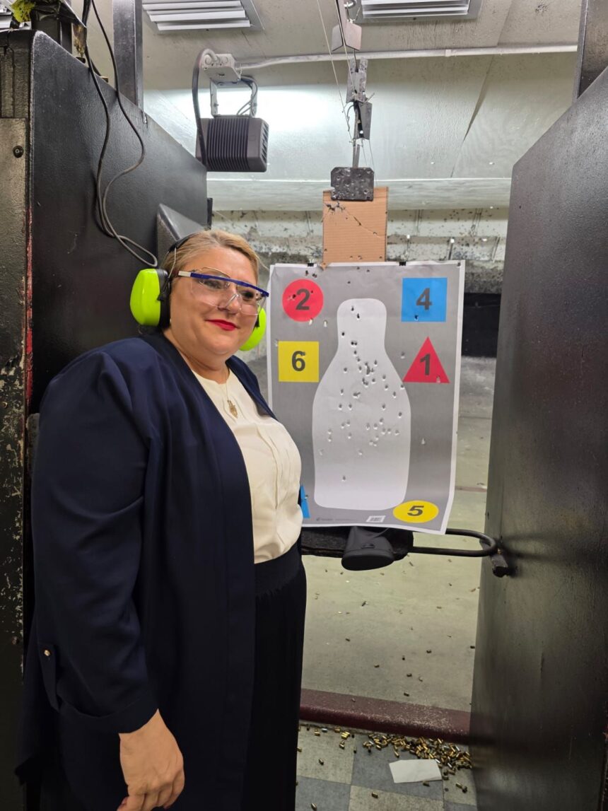 diana sosoaca il provoaca pe ionut mosteanu in poligon hai mostene te astept la un tir m ai mobilizat total 68ef453cdd9ff