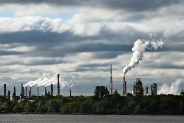 emisiile de gaze cu efect de sera au crescut in gospodarii si au scazut in industrie in 2023 69046be5cdbff