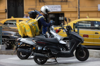 incident in capitala un barbat i a furat scuterul si banii unui livrator etiopian 68e8de798747b