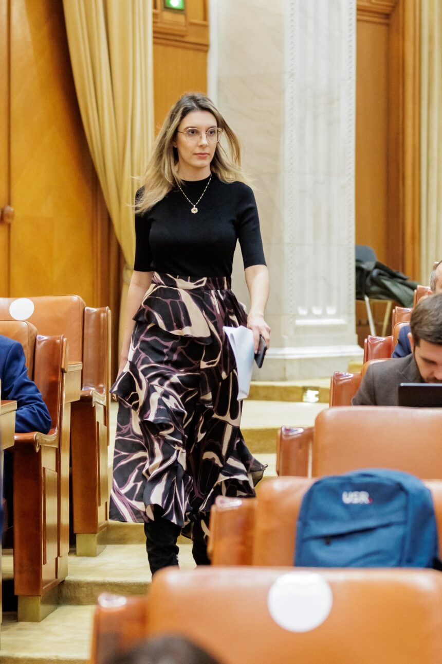 ministra mediului buzoianu intervine in scandalul casatoriilor intre minori responsabilitatea noastra e sa avem o romanie sigura pentru copii 68f50d4f1718f