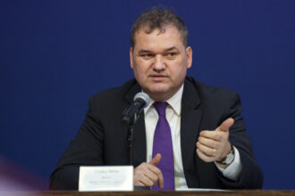 ministrul dezvoltarii 57 de municipii si 146 de orase nu mai respecta criteriile minime de populatie retrogradarea ar putea implica reduceri de posturi si salarii 68f683becd8f3