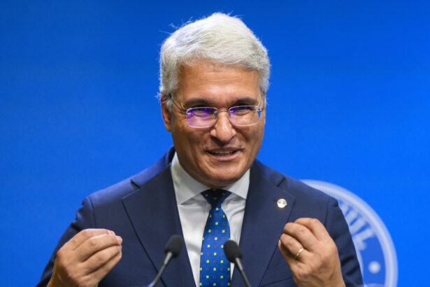 ministrul fondurilor europene se ia la cearta cu csm pe subiectul pensiilor speciale pislaru nu este vorba despre o vanatoare de magistrati 68eccc70af692