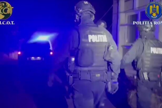 perchezitii ample in bucuresti si noua judete la persoane care vindeau acte false 7 mandate de aducere puse in executare 68e7511752bb9