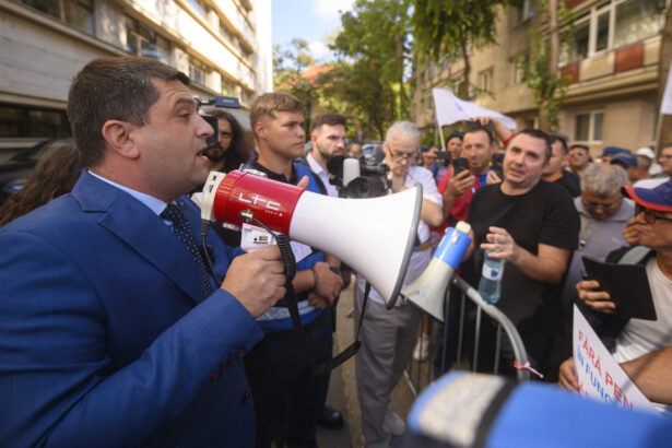 radu miruta acuza un val de stiri false grosolane mergem inainte fara sa ne lasam descurajati 68fcdc8a24e81