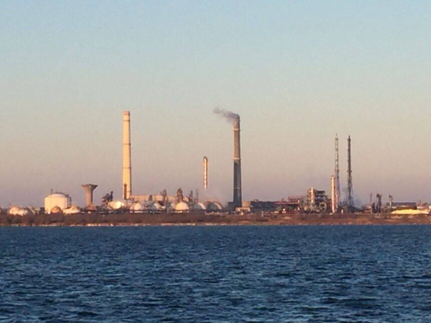 scurgere de amoniac la rafinaria navodari garda nationala de mediu dispune inchiderea temporara a unei instalatii 68e5663b6b8ed