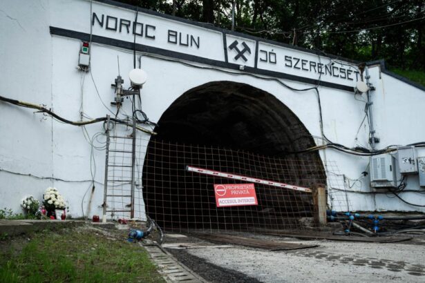 situatie imposibila la praid salina ar putea ramane inchisa definitiv salrom spune ca mai bine construieste una noua 980680