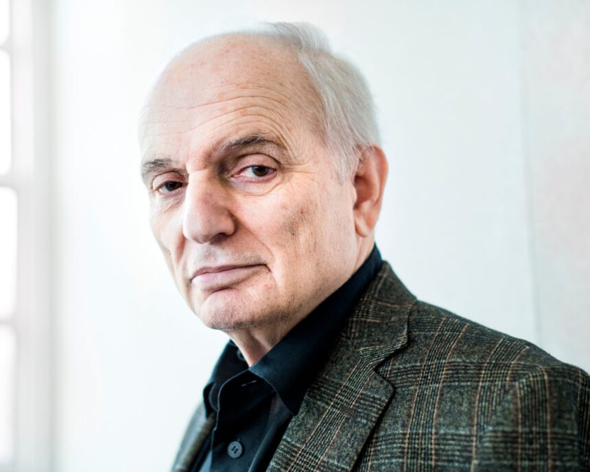 sopranos creator david chase to write hbo limited series on cia drug program 68f950870c717