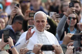 they cant dismiss leo so easily how the pope has confounded conservatives 68f8b4b64478f