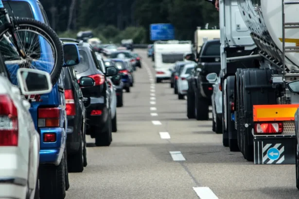trafic ingreunat pe autostrada a3 bucuresti ploiesti pe sensul de mers catre capitala 68f5c71c6b46c