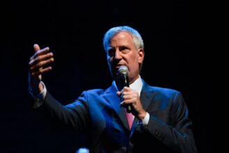 uk newspaper apologizes for fake de blasio interview criticizing mamdani 690245e18b03e