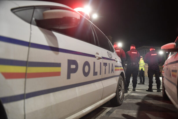 un sofer din iasi a intrat cu masina in 6 autoturisme parcate a plonjat intr un rau si a fugit 68fd2ce83f9a0