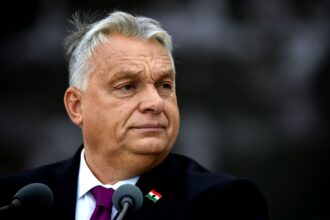 viktor orban face praf liderii ue sunt prinsi intr o psihoza a razboiului raspandesc frica vor privi de pe margine trump face intelegeri europenii tin discursuri 68fccfa08f928