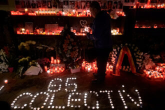 zece ani de la tragedia din colectiv mars de comemorare organizat in bucuresti 69030fe8e11d8