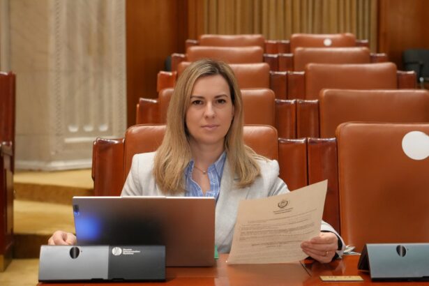 Dumitrița Albu, deputat de diaspora, vorbind despre drepturile românilor din străinătate