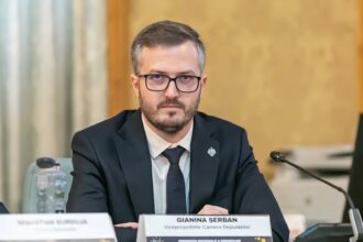 Ștefăniță Avrămescu la evenimentul Federației Naționale a Părinților