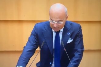 Rareș Bogdan denunță izolarea Comisiei Europene în fața crizelor majore care afectează Uniunea Europeană
