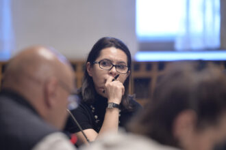 adriana saftoiu la un pas de deveni noul presedinte al tvr in locul lui dan turturica sindicalistii din tvr sunt ingrijorati de restructurari masive 691dd05954d0d