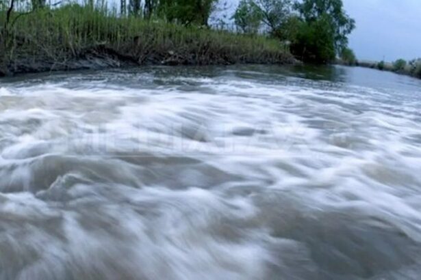 apele romane recomanda declararea starii de urgenta in prahova situatia de la paltinu este critica spitalul din campina nu mai face internari 692c1c0844682