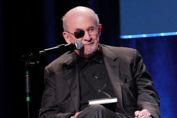 badass salman rushdie says he doesnt have ptsd symptoms after 2022 attack 690887cce2130