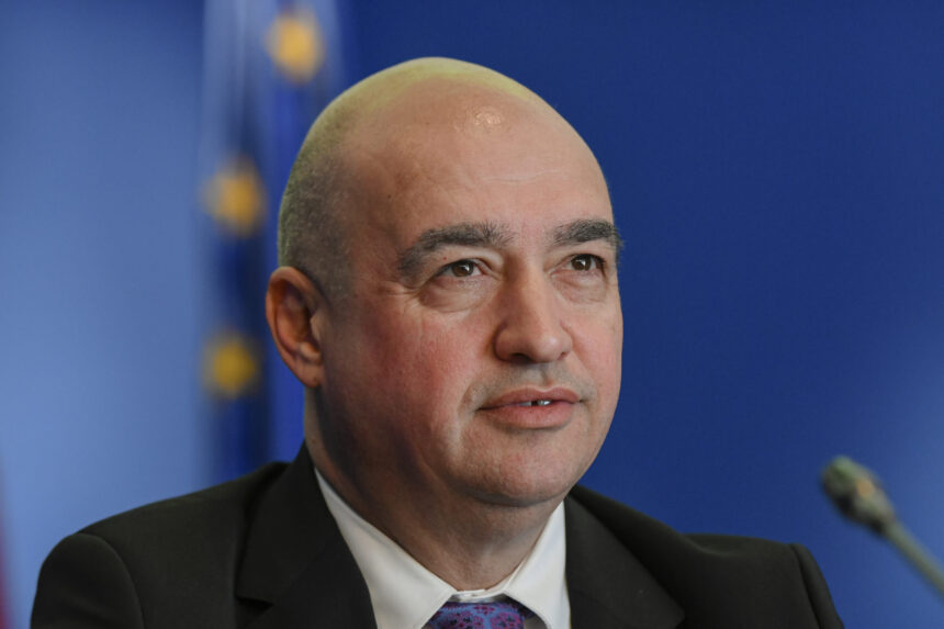 blocul national sindical cere demiterea presedintelui autoritatii pentru reforma feroviara 690ca827add18