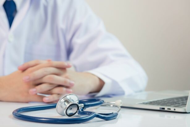 cadre medicale din craiova care atestau fara control ca se poate lucra la inaltime cercetate 6909aacb0d834