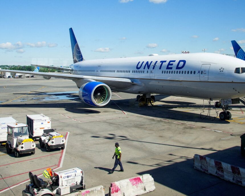 cancellations and delays expected as us rolls out deeper cuts to flights 69133f374d52a