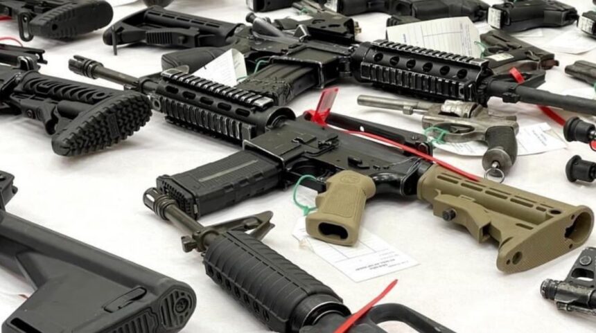 captura record de arme si munitii in chisinau acestea erau ascunse in pereti 690a0f918b17d