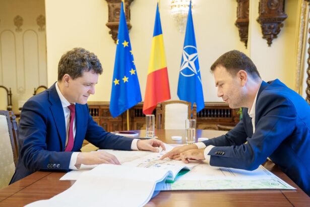 catalin drula nu e deranjat ca nicusor dan incalca constitutia pentru a l sprijini in competitia pentru bucuresti drula constitutia un mit 6909c79467519