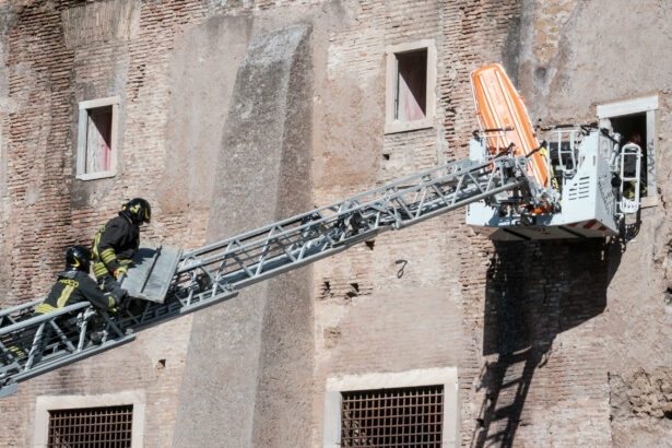 cine este muncitorul mort in urma prabusirii turnului din roma mesajul georgiei meloni 6909a87079734