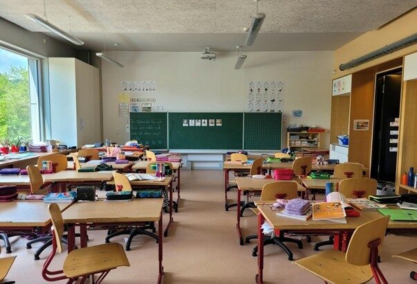 de ce orice scoala privata sau de stat ar trebui sa respecte standardele de dotare minimala cu mobilier scolar 6915c5a148ff3