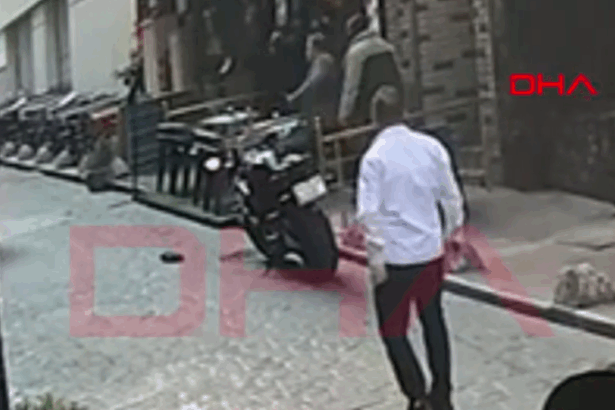 doi romani au fost raniti intr un atac armat in piata taksim din istanbul ce spune mae 69108df1ca086