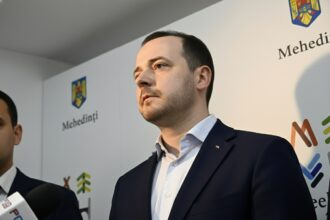 edited edited edited anuntul lui alexandru rogobete dupa cazul fetitei de 2 ani am propus ca interventiile chirurgicale stomatologice sa poata fi desfasurate si in spitalele publice 6919b48029c9e