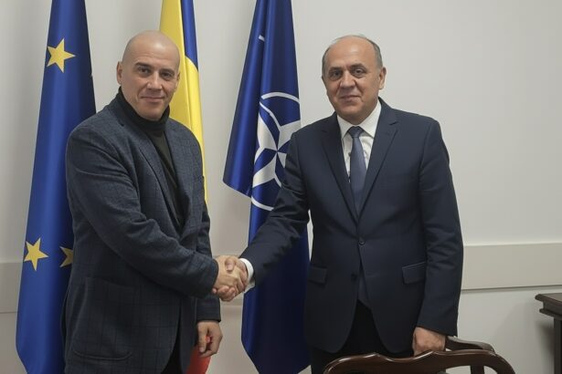 edited edited edited serviciile secrete se implica si in cultura ministrul andras istvan demeter se lauda cu un acord pe care l a semnat cu directorul sts un pas esential 69187ce6a2d3a