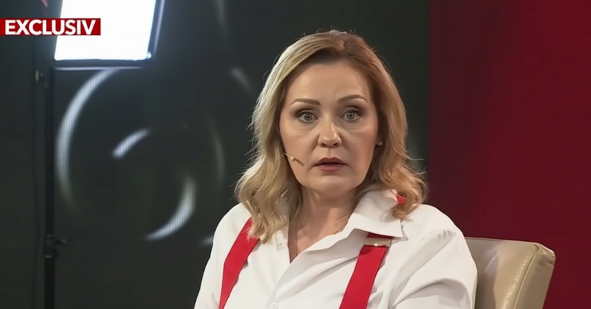 edited elena lasconi ionut mosteanu trebuie sa demisioneze din usr se poate plimba cu yachtul a zis ca are 300 000 de euro 692c9feac078b