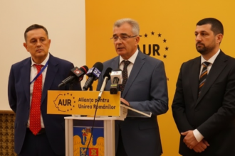 edited gheorghe piperea petrisor peiu si sorin muncaciu se lupta pentru conducerea consiliului national de conducere 69257a9072cb5