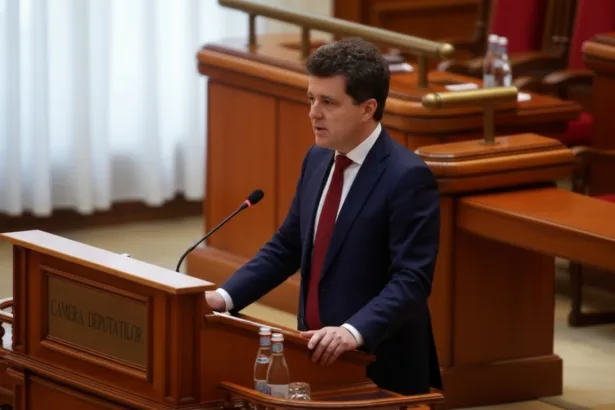 edited nicusor dan a prezentat strategia nationala de aparare in parlament cateva pasaje sunt din sugestiile pe care le a primit de la cetateni 6926fc1d2f979