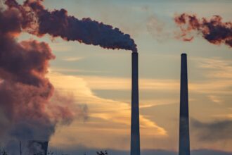 experts call for new taxes on worst polluters to help poorer nations with climate crisis 690bc90907012