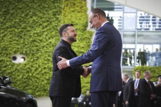 merz ii cere lui zelenski sa limiteze plecarea tinerilor ucraineni pe fondul cresterii numarului de refugiati in germania 69160496d3910