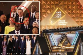 ministrul apararii ionut mosteanu surprins la inaugurarea spectacol a marelui muzeu al egiptului oficialul este in egipt sa semneze un memorandum in domeniul apararii 69071b34b97a2