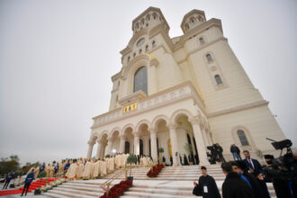 moscova nu crede in lacrimi dar crede in nervi catedrala nationala starneste comentarii cinice in rusia de ce e moscova asa nervoasa 690a14440b023