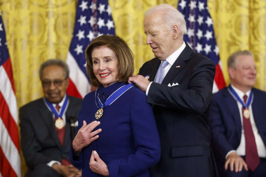 pelosi se pregateste de pensionare dupa o cariera politica de 60 de ani democrata de 85 de ani nu cauta sa mai candideze la alegerile din 2026 6909063197a01