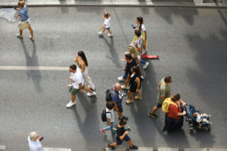 plimbarile in oras pot fi la fel de benefice pentru sanatate mintala ca cele in natura 6905a72d3d61c